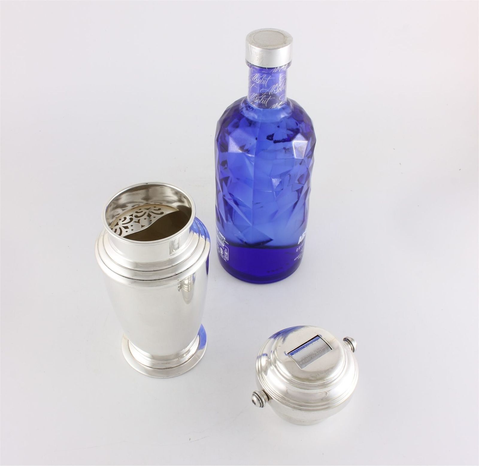 1250.0 Mixit Recipe Cocktail Shaker. Art Deco Silver Plate Charles Green Co Mixer. photo