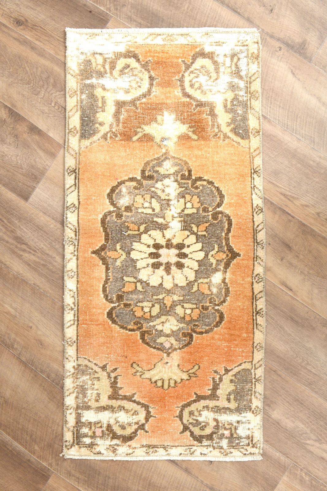 1'6x3'4 Ft, Orange Vintage Small Rug, Turkish Small Rugs, Handmade, Soft Wool, Meditation Carpet, Entryway Decor, Bath Mat, Bathroom Carpets photo for sale