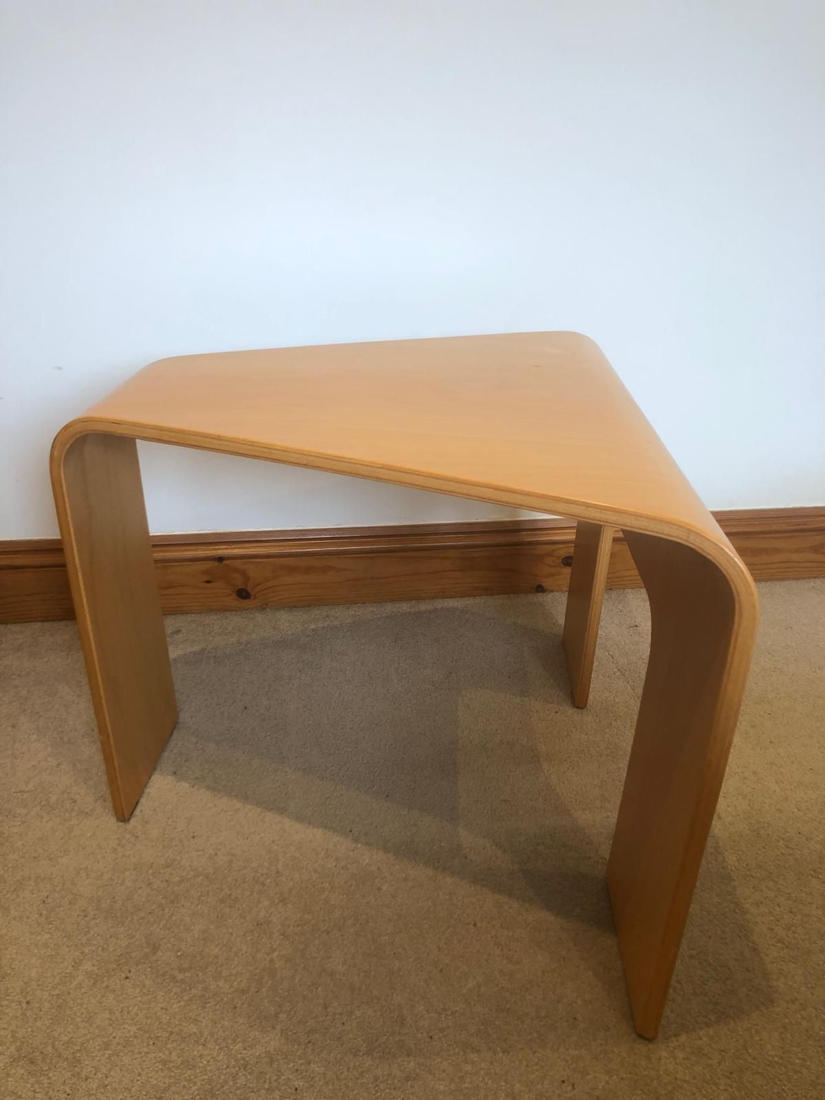 photo vintage Beautiful Vintage Bentwood Ekornes Stressless Table (Another Matching Available)