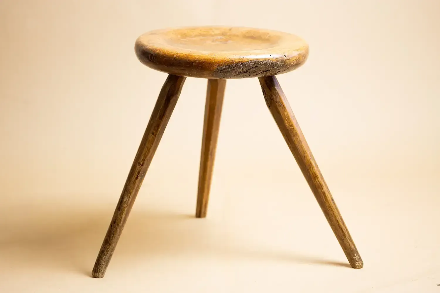 Antique 3 Legged Milking Stool – 19th Century Sycamore Milking Stool photo for sale