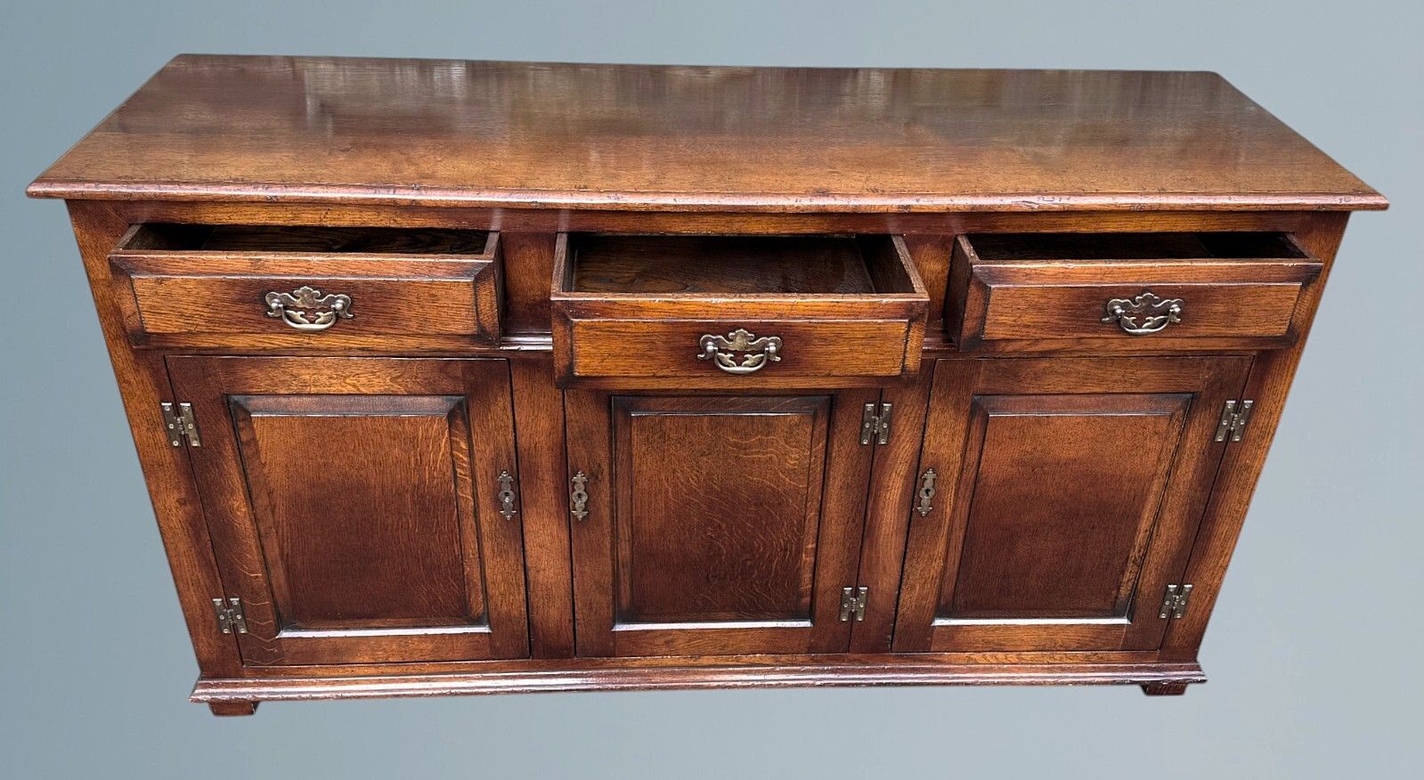 Good Quality Oak Dresser Base photo buy