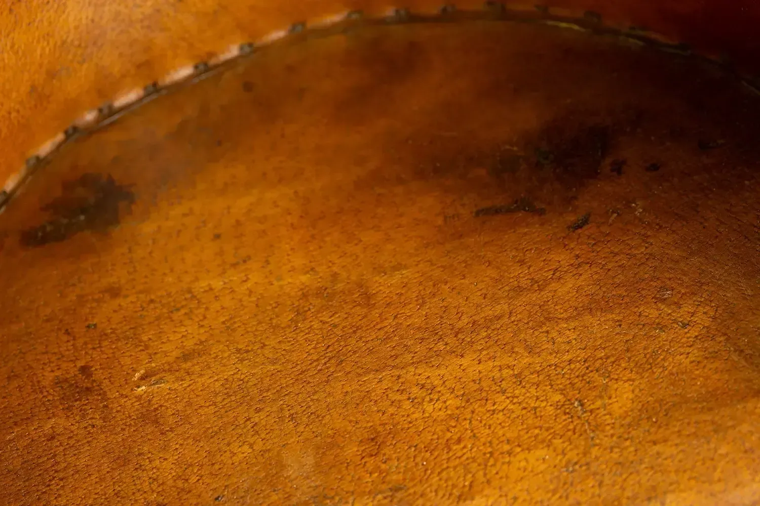 photo furniture Authentic 1960s Mexican Equipale Tub Chair – Handcrafted Pigskin & Cedar, Jalisco Origin