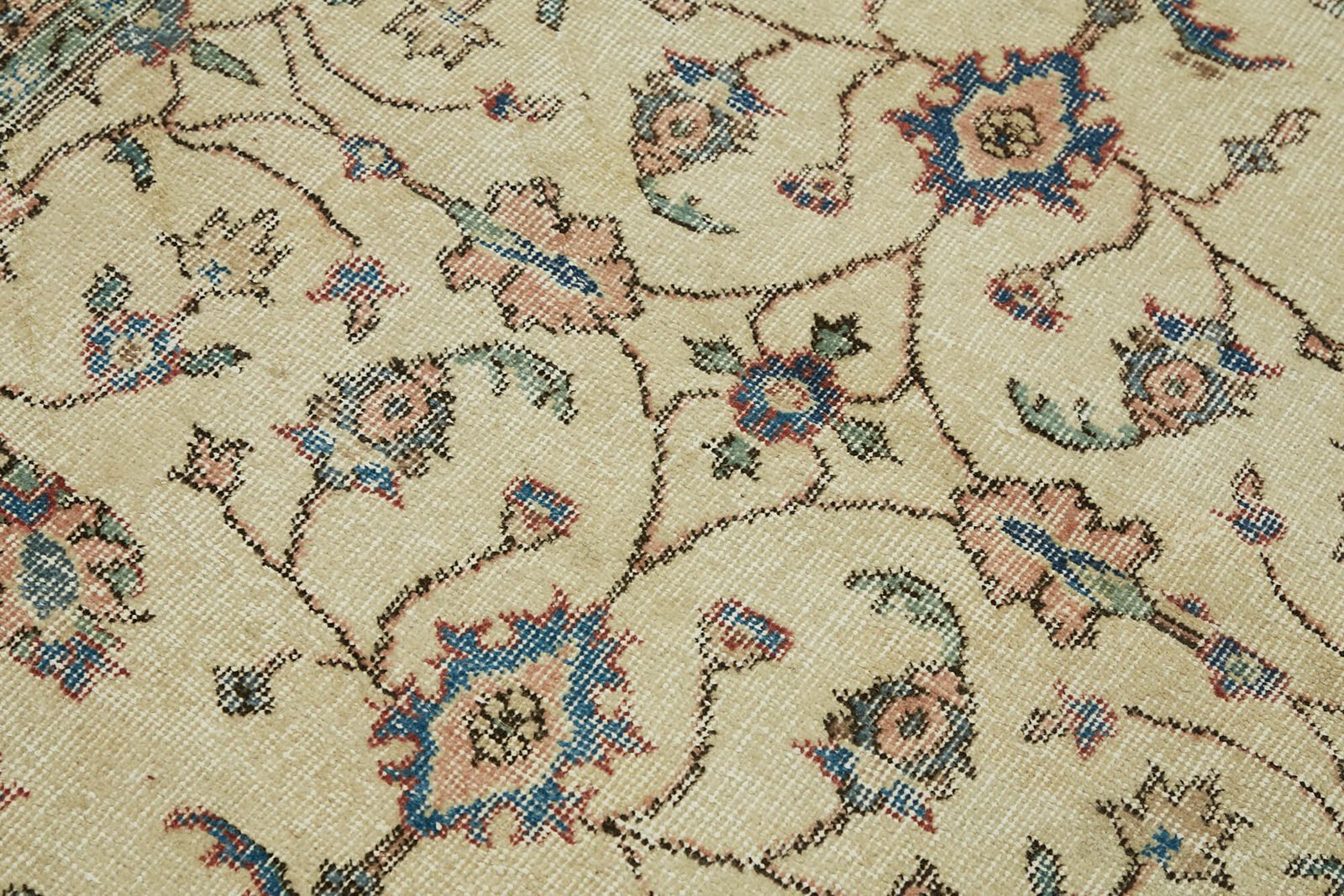 4x6 Beige Turkish Vintage Area Rug   45923 photo 229.0