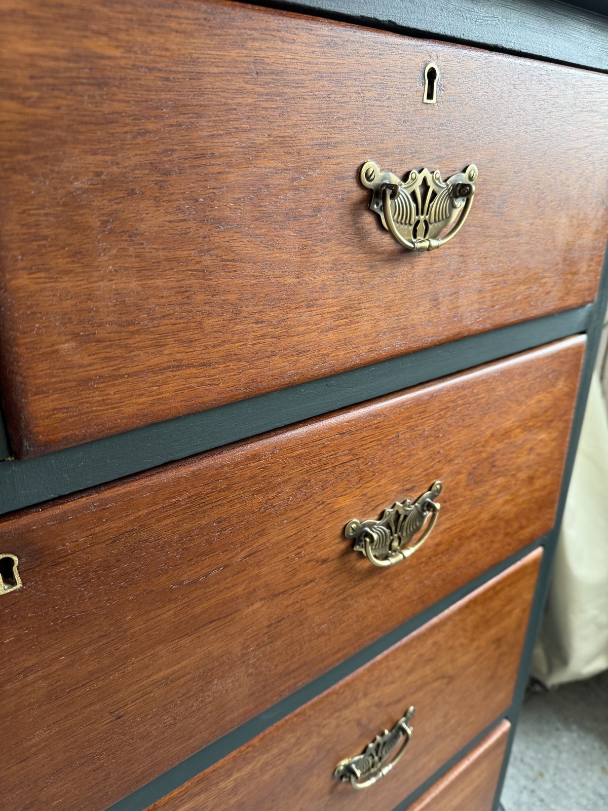 Large Chest Of Drawers, Fully Restored photo Furniture