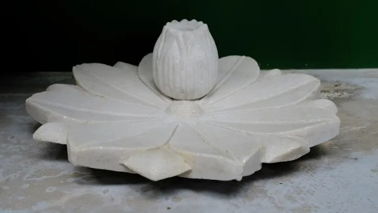 Vintage Indian Teakwood Wall Corbel – Hand Carved Architectural Bracket From Early 1900s Haveli photo buy