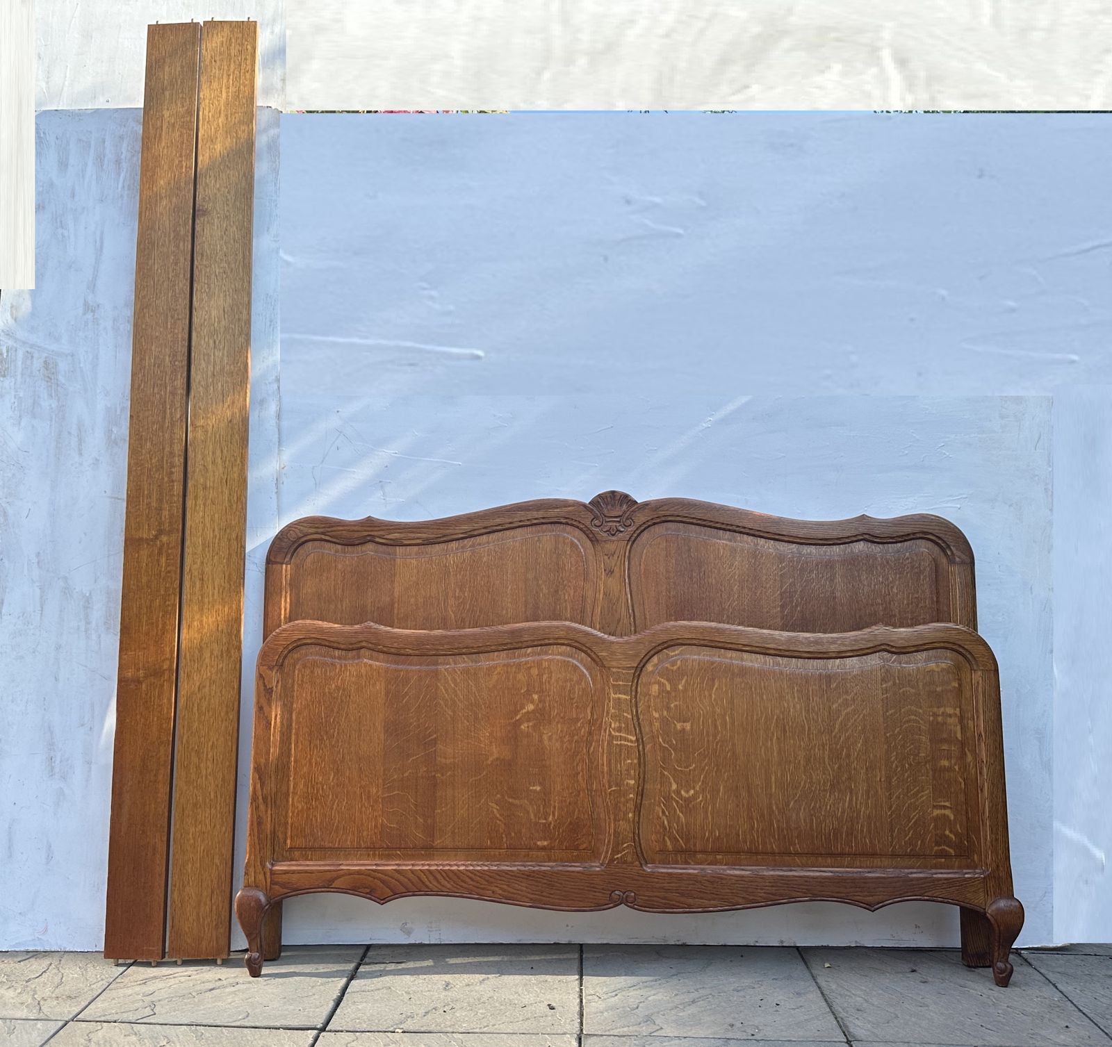 Attractive French Louis XV Antique Style Oak Double Bed Frame – Great Condition