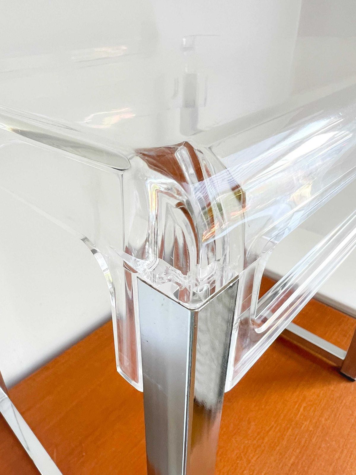 Vintage Bijzettafel Ontworpen Door Marc Berthier – Helder Acryl En Chroom – Jaren 60/70 – Prisunic photo Meubels