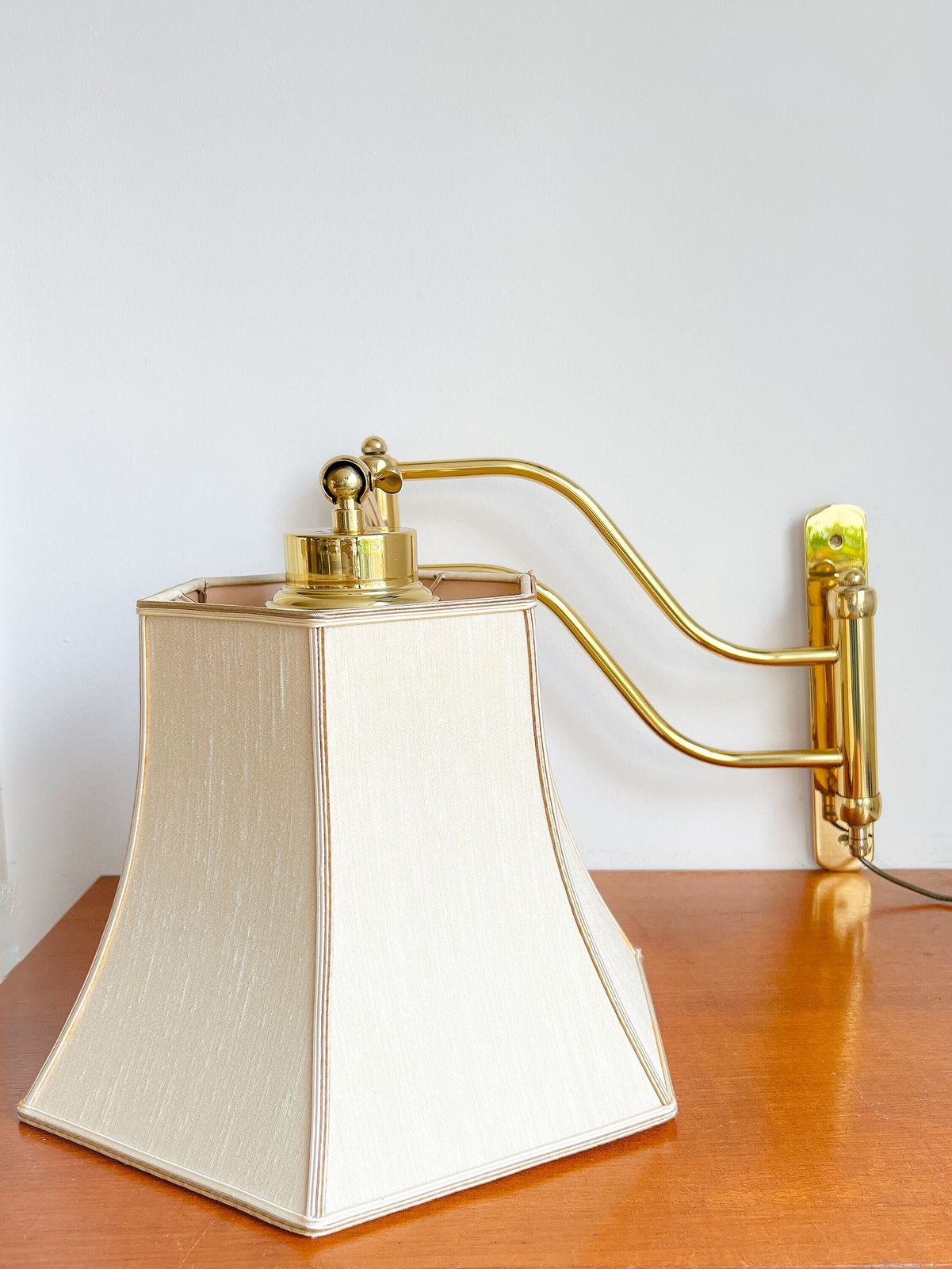 Vintage Wall Light With Adjustable Swing Arm   Brass, Off White Lampshade   Mid Century   Gk photo furniture