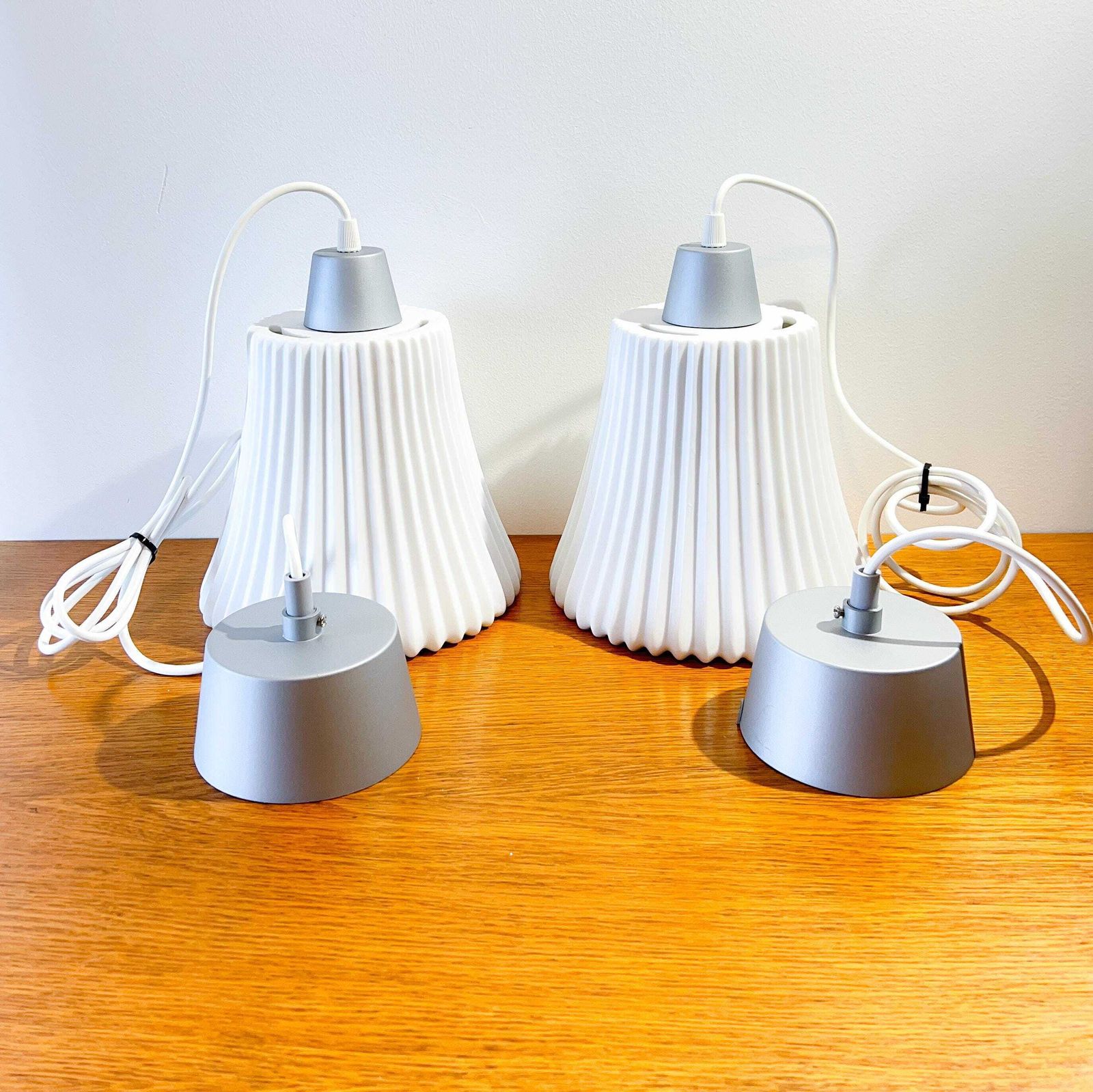 Zeldzame Vintage Ikea 'Bista' Geplooide Plafondlamp | Jaren 80/90 | Porselein | Uitstekende Staat photo 132.0
