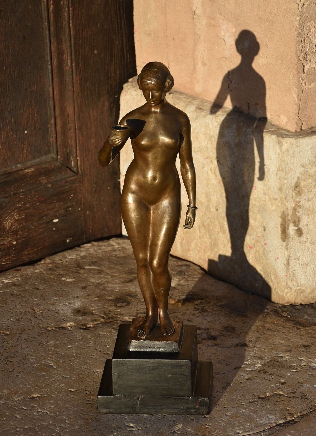 Art Yvonne Serruys, Woman With A Goblet / The Goddess Hebe (Circa 1912) photo