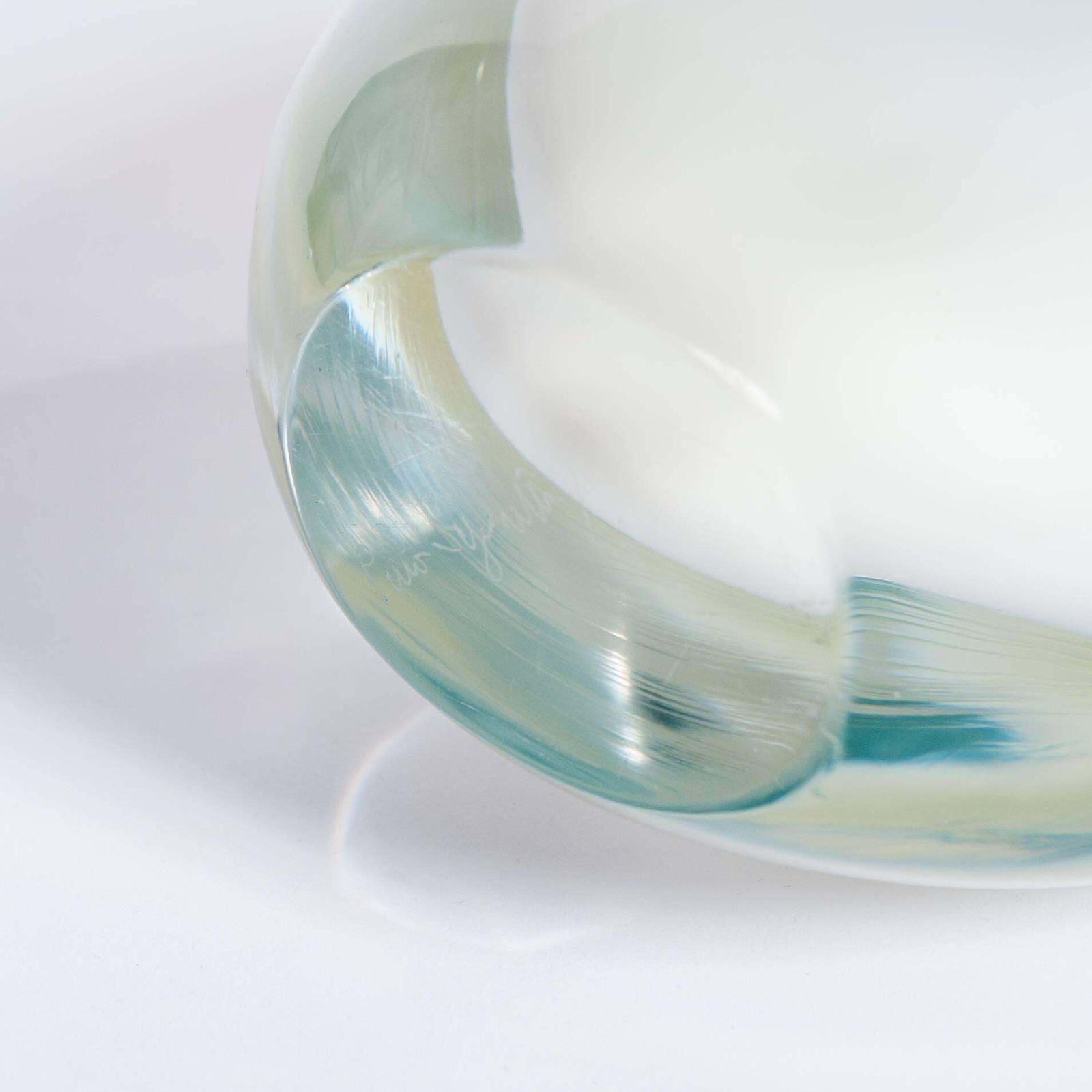 Modern Italian Heavy Opalescent Murano Glass Vase Signed By P. Signoretto photo vinterior