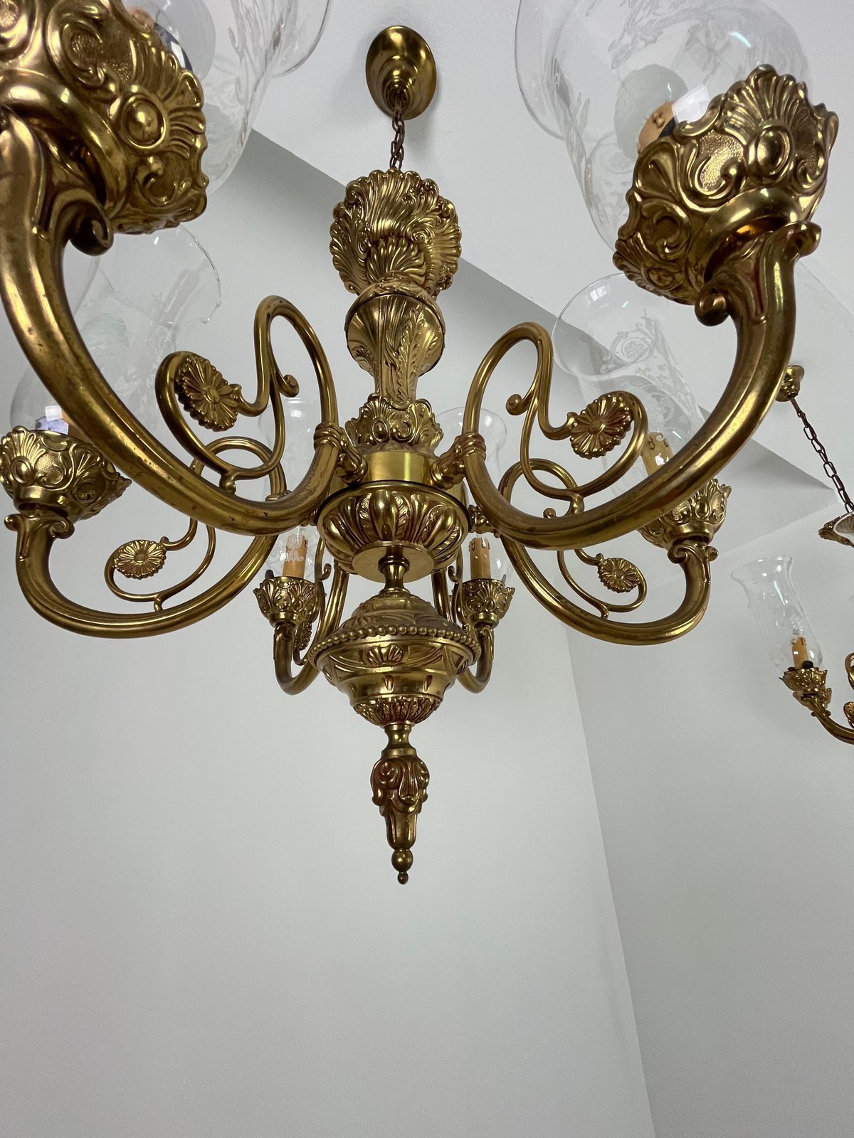 Set Of 2 Venetian Chandeliers 6 Lights Brass And Murano Glass 1960s photo buy