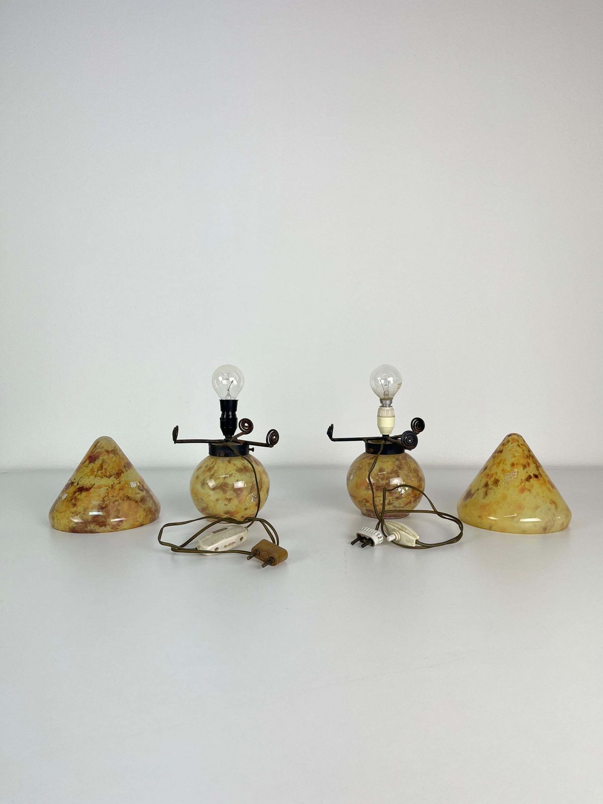 photo furniture Set Of 2 Mid Century Murano Glass Bedside Lamps, 1950s
