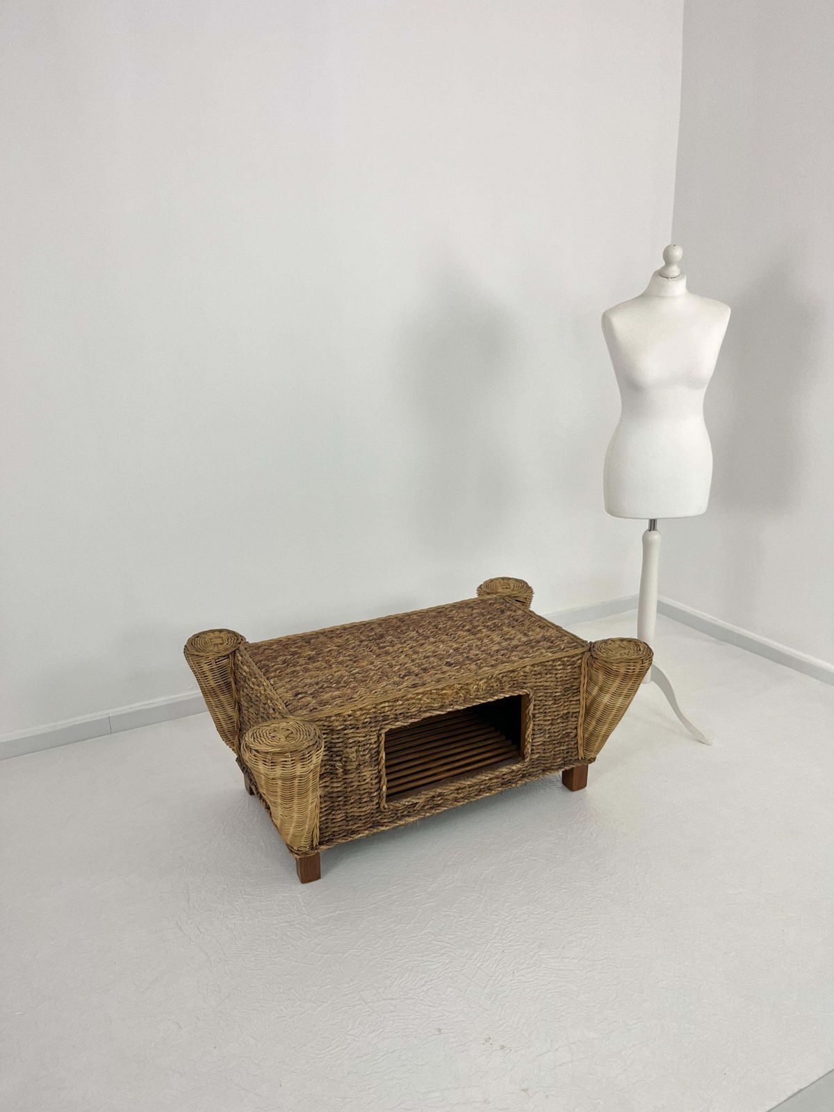 photo furniture Mid Century Rattan And Bamboo Coffee Table, Made In Italy, 1960s