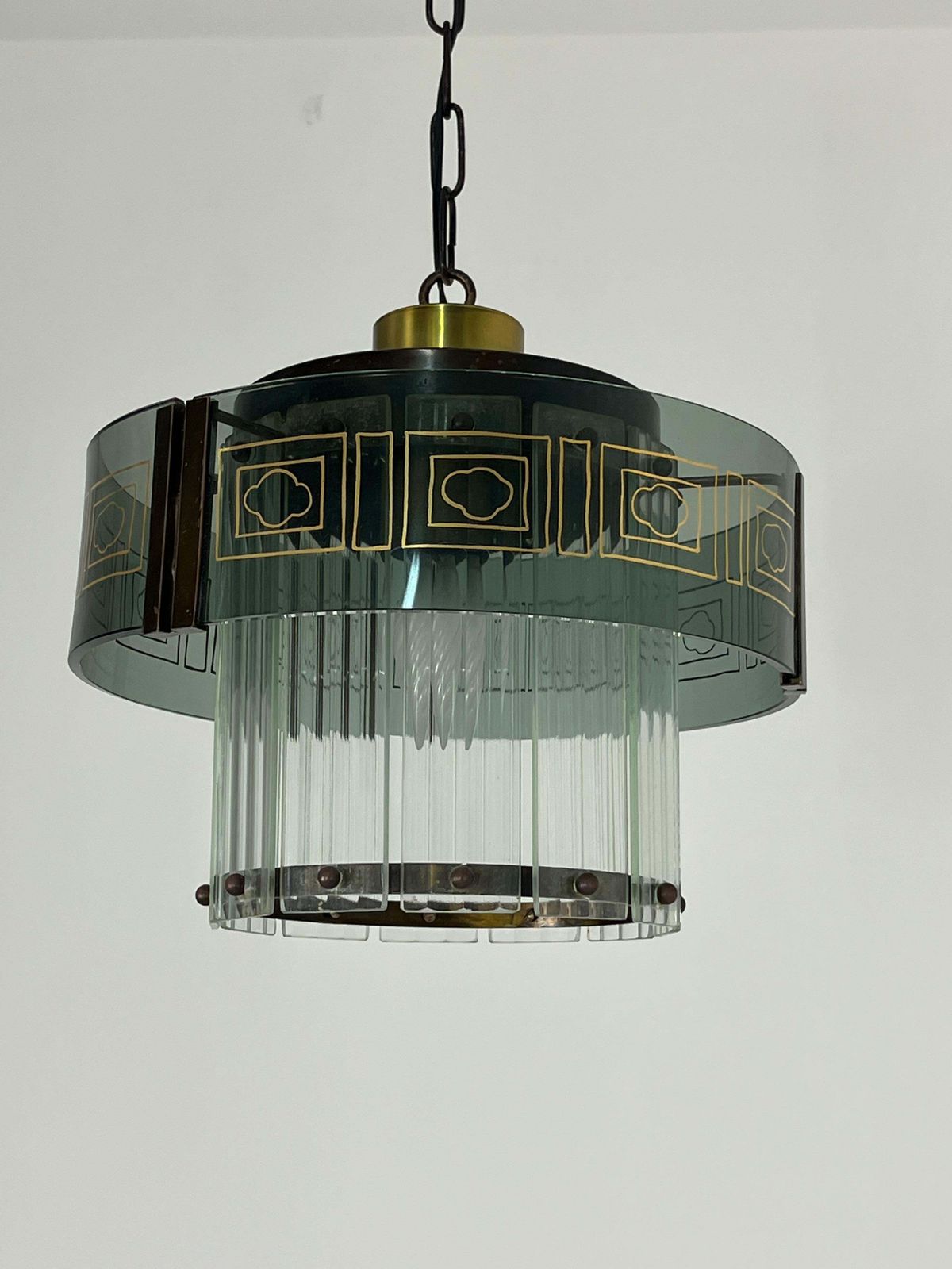 photo furniture Mid Century Murano Glass Art Deco Chandelier, 1950s