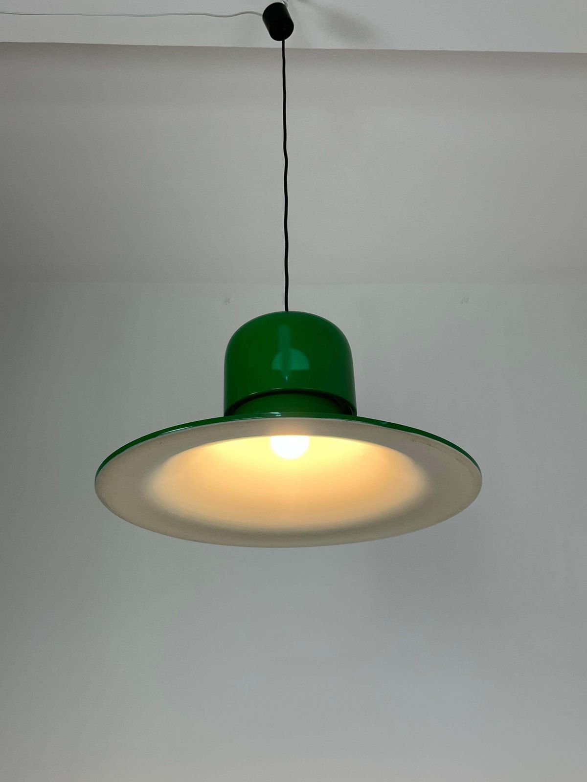 photo furniture Pendant Lamp By Joe Colombo For Stilnovo 1960s, Large Diameter 64 Cm