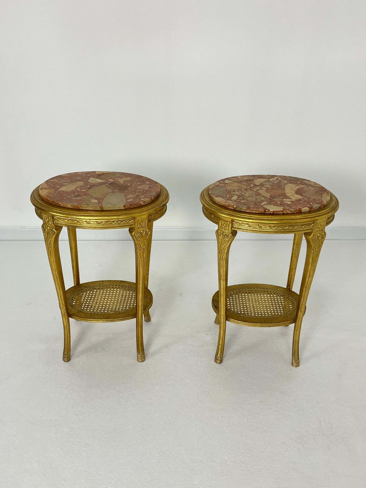 Set Of 2 Oval Italian Mid Century Nightstands, 1960s. photo vintage