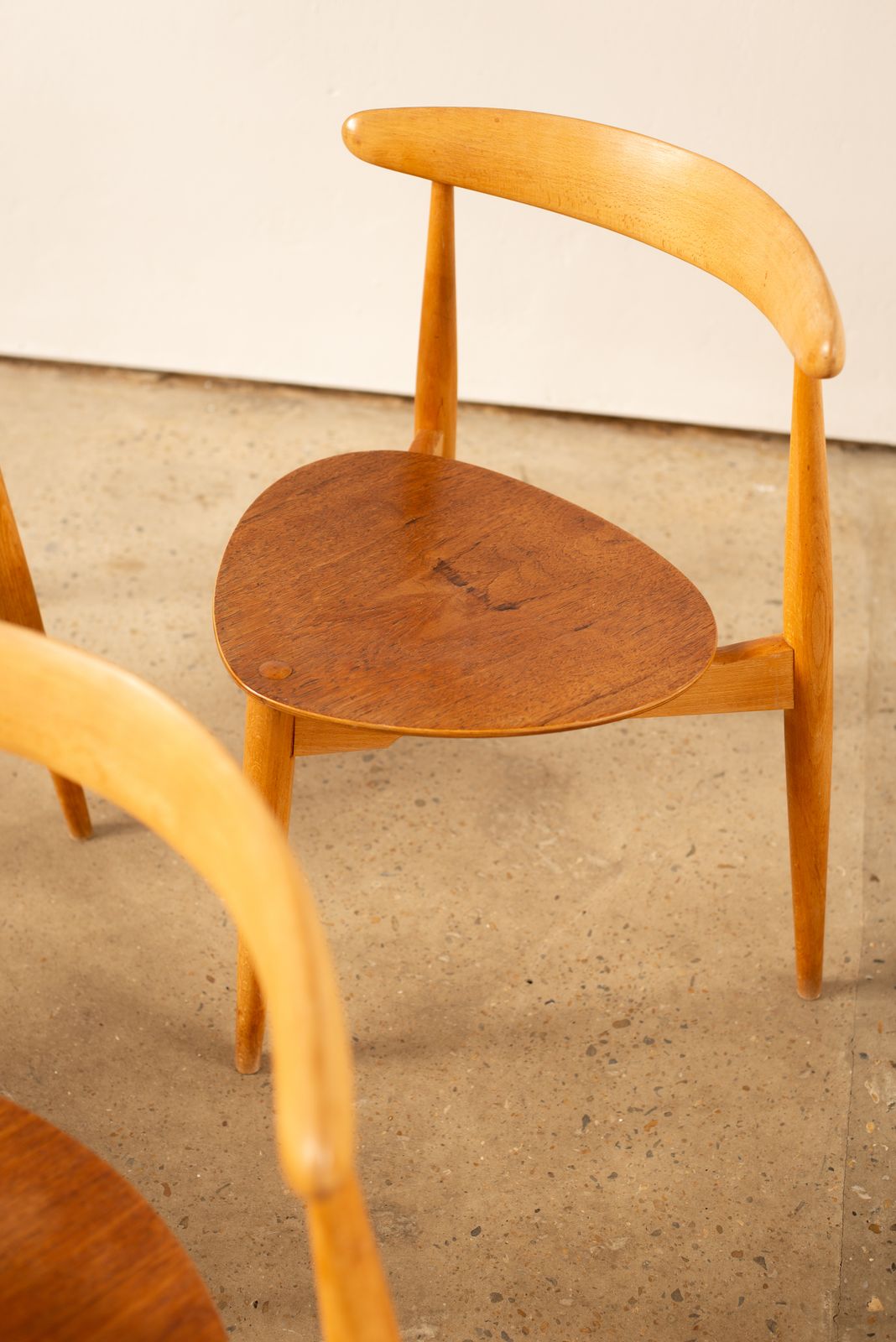 Set Of 4 Hans Wegner Fh4103 Heart Chairs C1960f photo vinterior