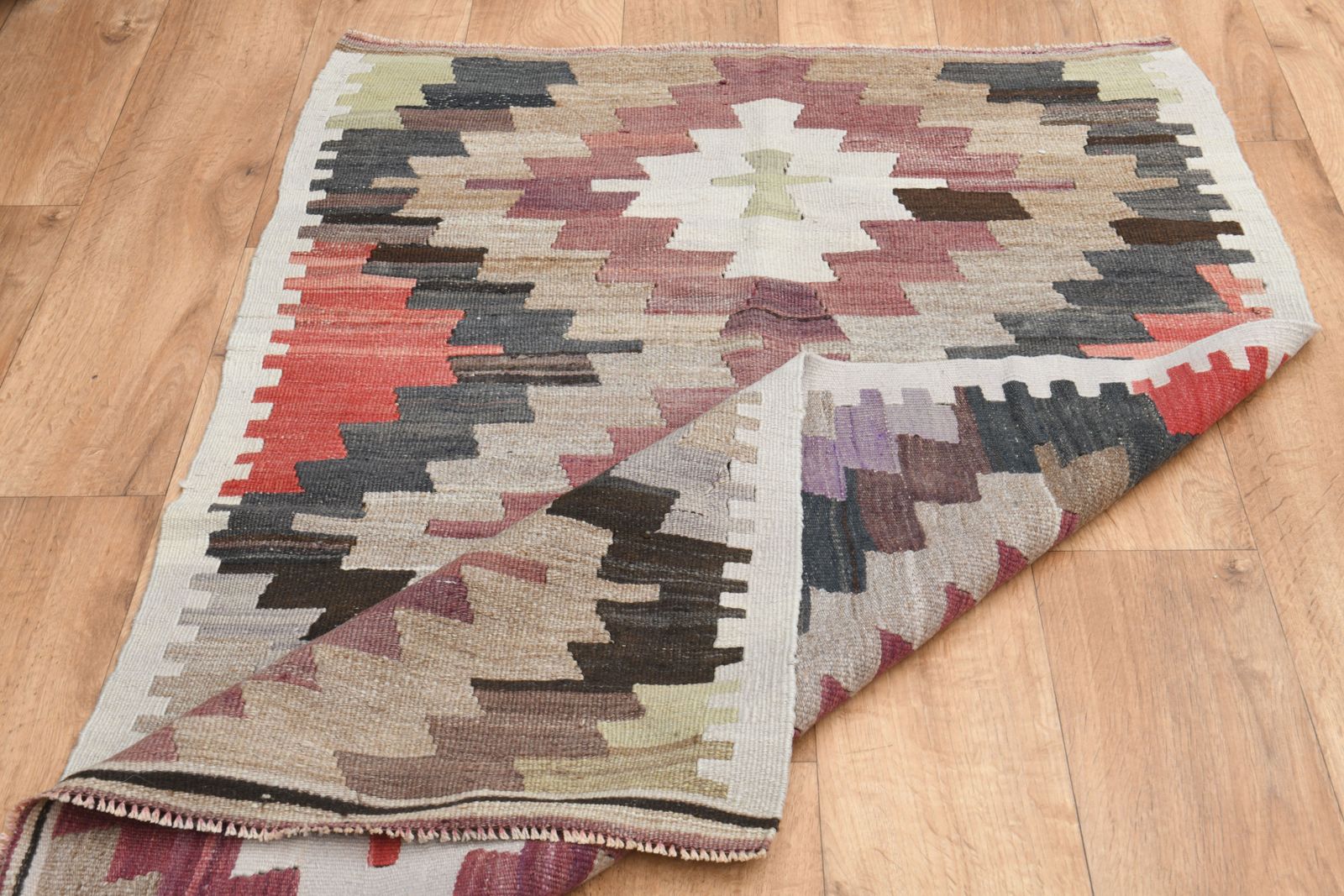 3'1x4'8 Ft, Geometric Style Turkish Kilim Accent Rug, Bathroom Decor, Bath Mat, Wool Bedside Rugs, Vintage Carpet, Wool, Handmade, Flatweave