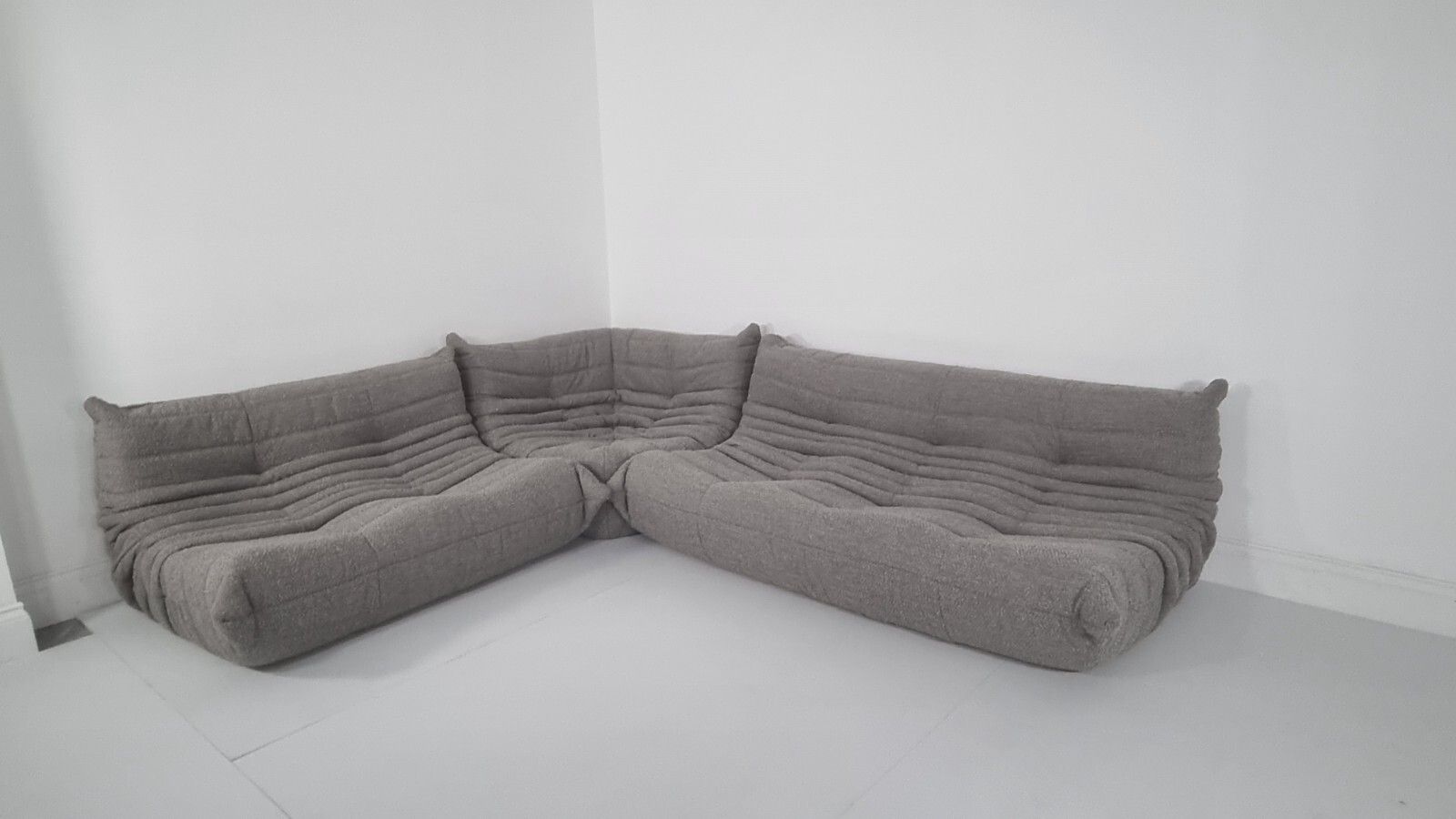 Ligne Roset Togo Set 3 Seater, 2 Seater And Corner In Grey Boucle photo vintage