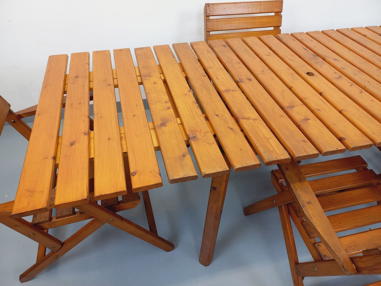 photo buy Garden Furniture Set Consisting Of A Table And 4 Wooden Armchairs