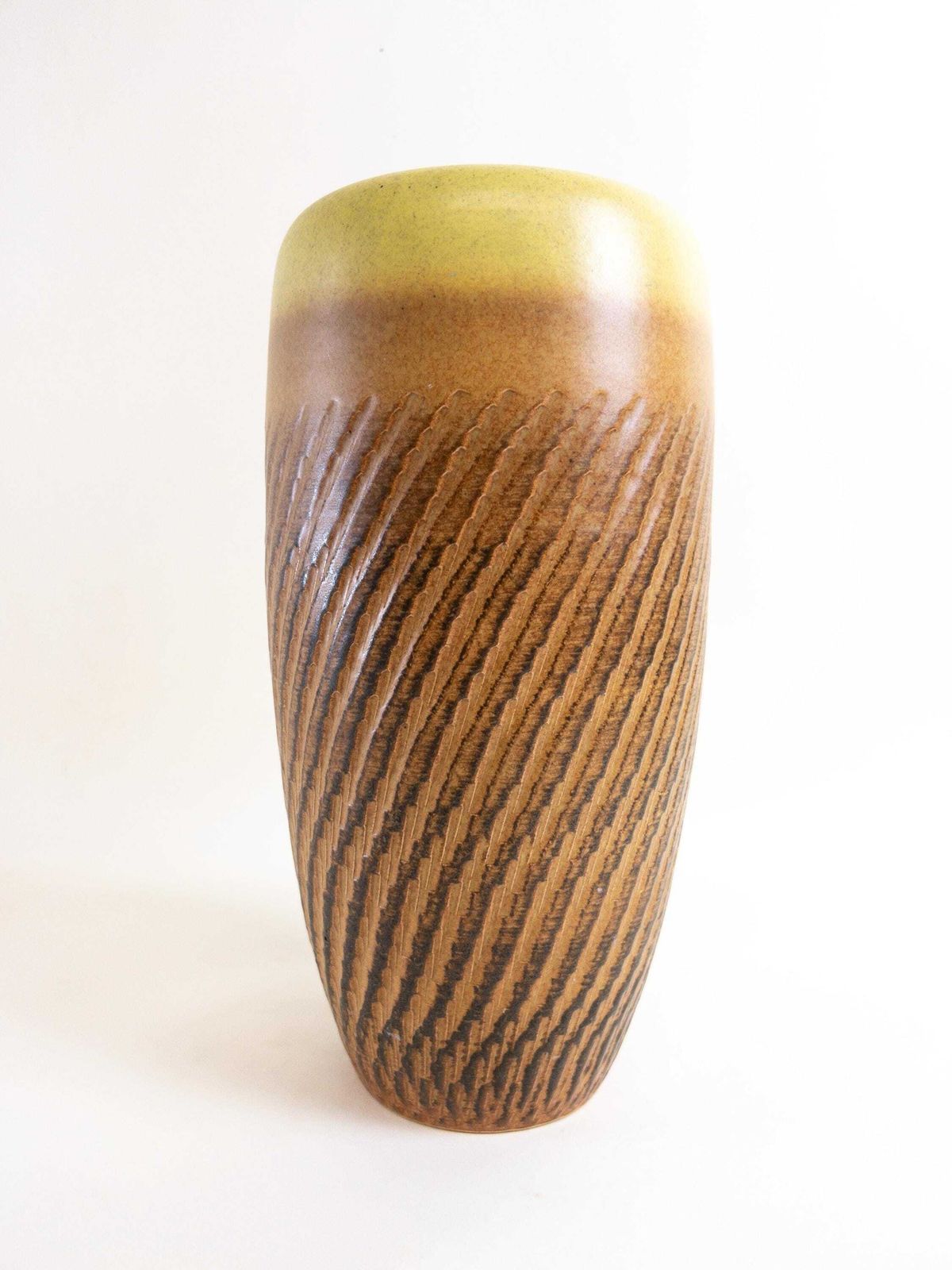 West German Pottery Vase   Lemon Yellow And Caramel Glazed Dümler And Breiden Floor Vase   Form 166 30 photo vinterior