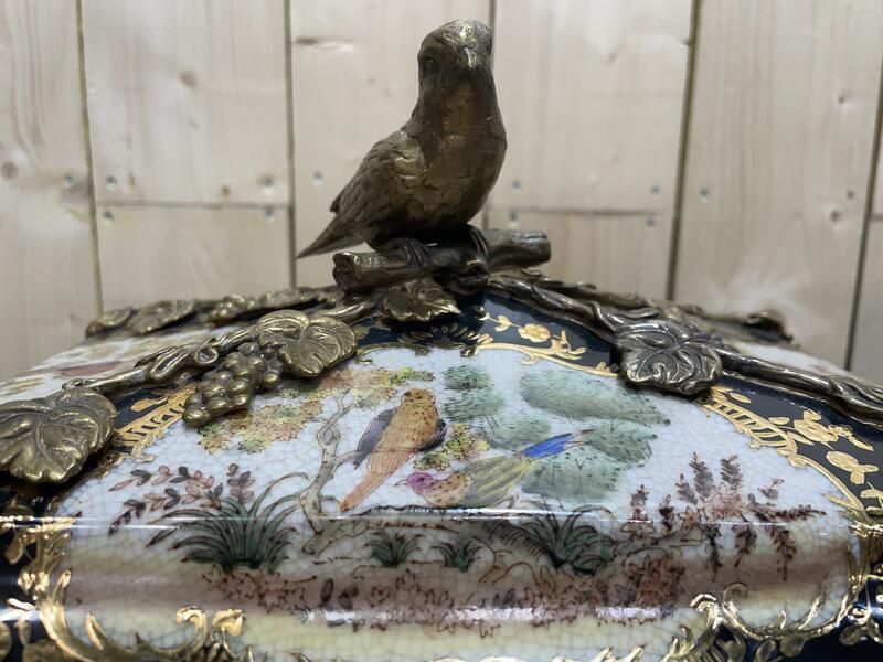 Coffret En Porcelaine Polychrome Et Dorée à Monture Bronze Napoleon III photo furniture