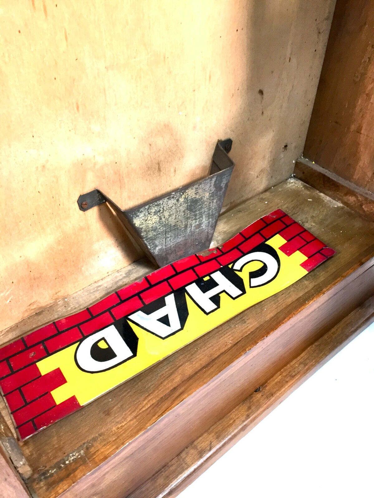 photo furniture Antique 1950s Oliver Whales 'Chad' Arcade Allwin Coin Operated Machine Working