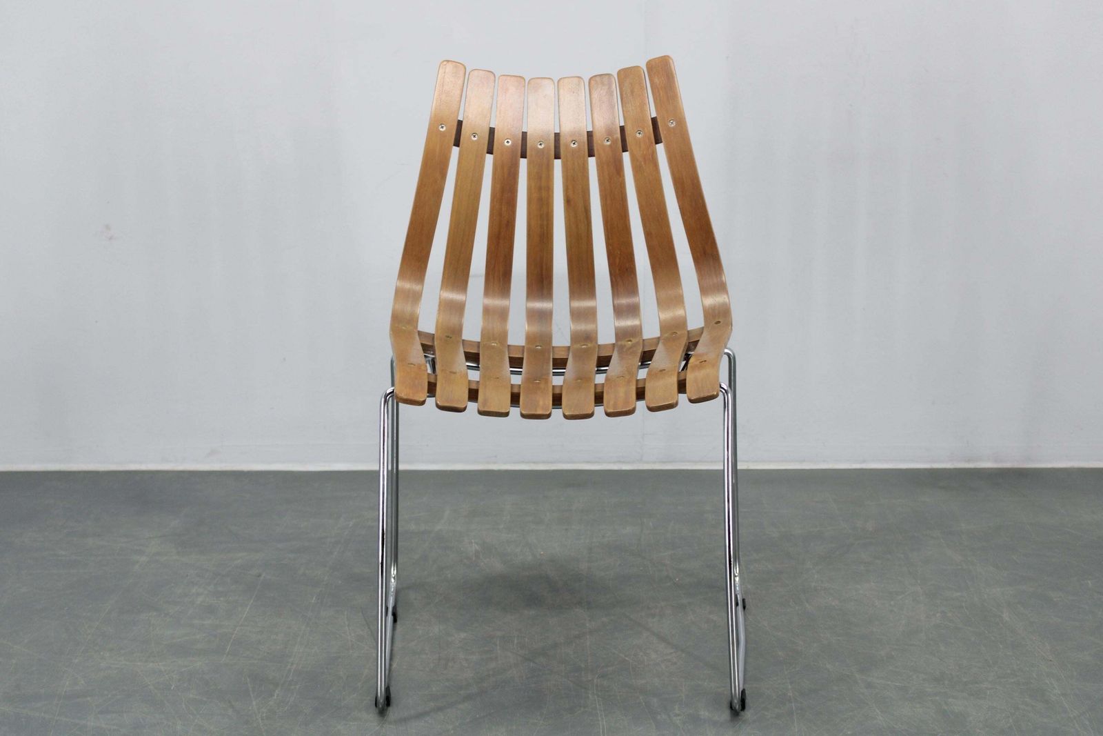 photo vintage 1980s Set Of Six Scandinavian Teak Dining Chairs