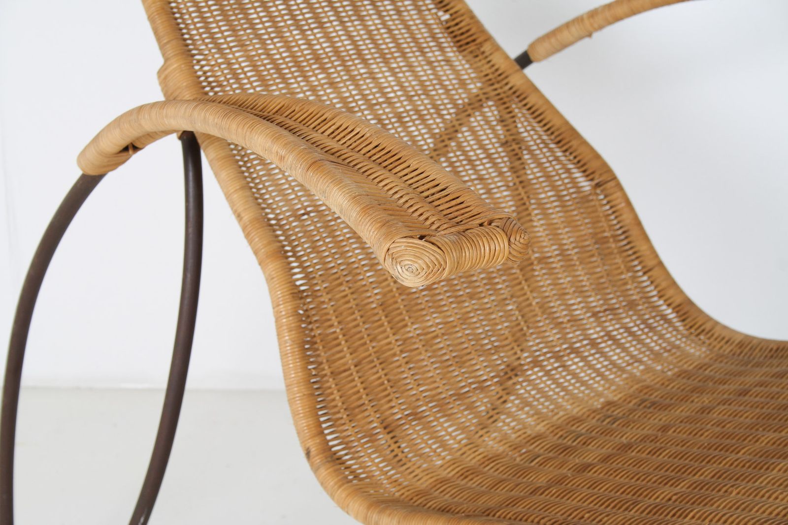 1930s Modernist Wrought Iron Frame Wicker Sun Longer Chaise With Arms And Footrest photo buy