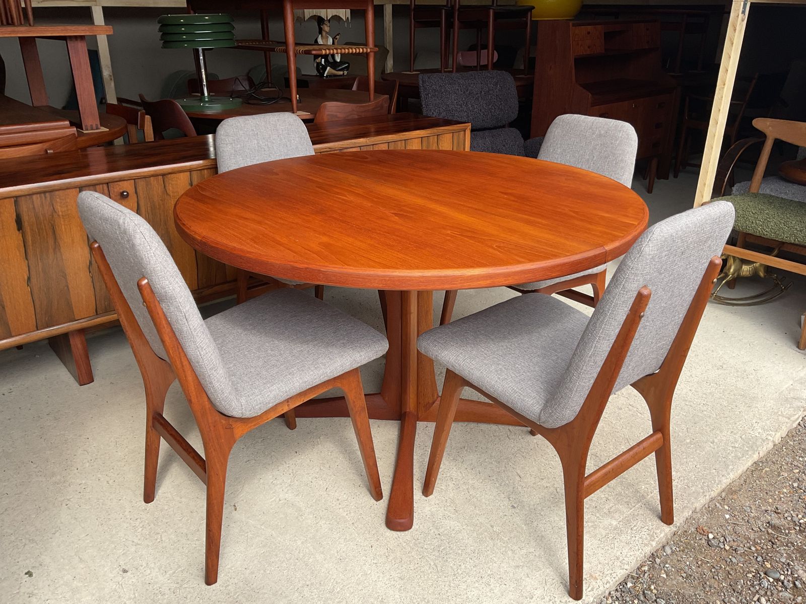 Dining Chairs Designed By Greaves & Thomas For Schreiber, 1960s, Set Of 4