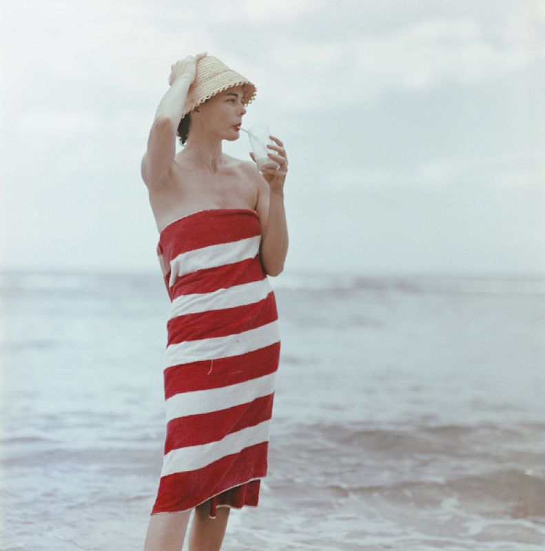 Slim Aarons 'Pussyfooting' Unframed Archival Pigment Print