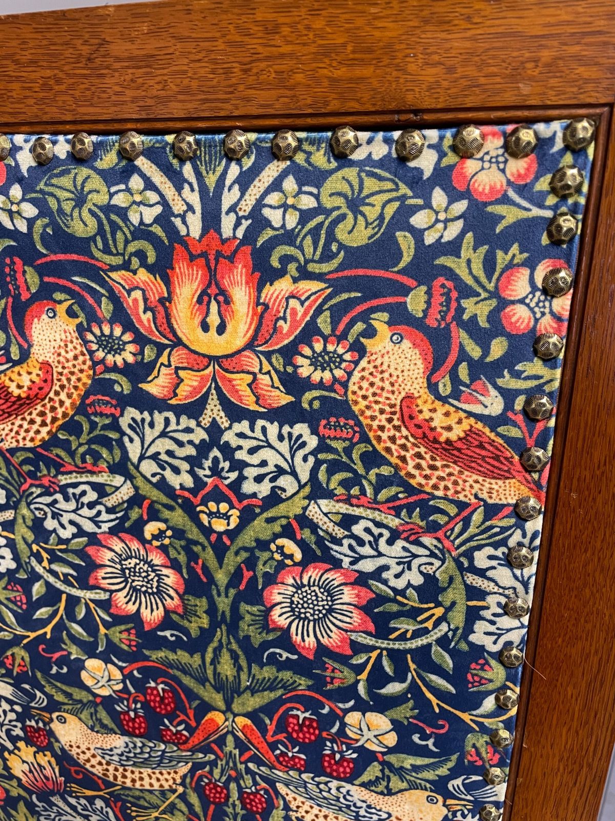 Arts And Crafts Oak Three Panel Screen In William Morris Strawberry Thief Velvet Fabric photo vintage