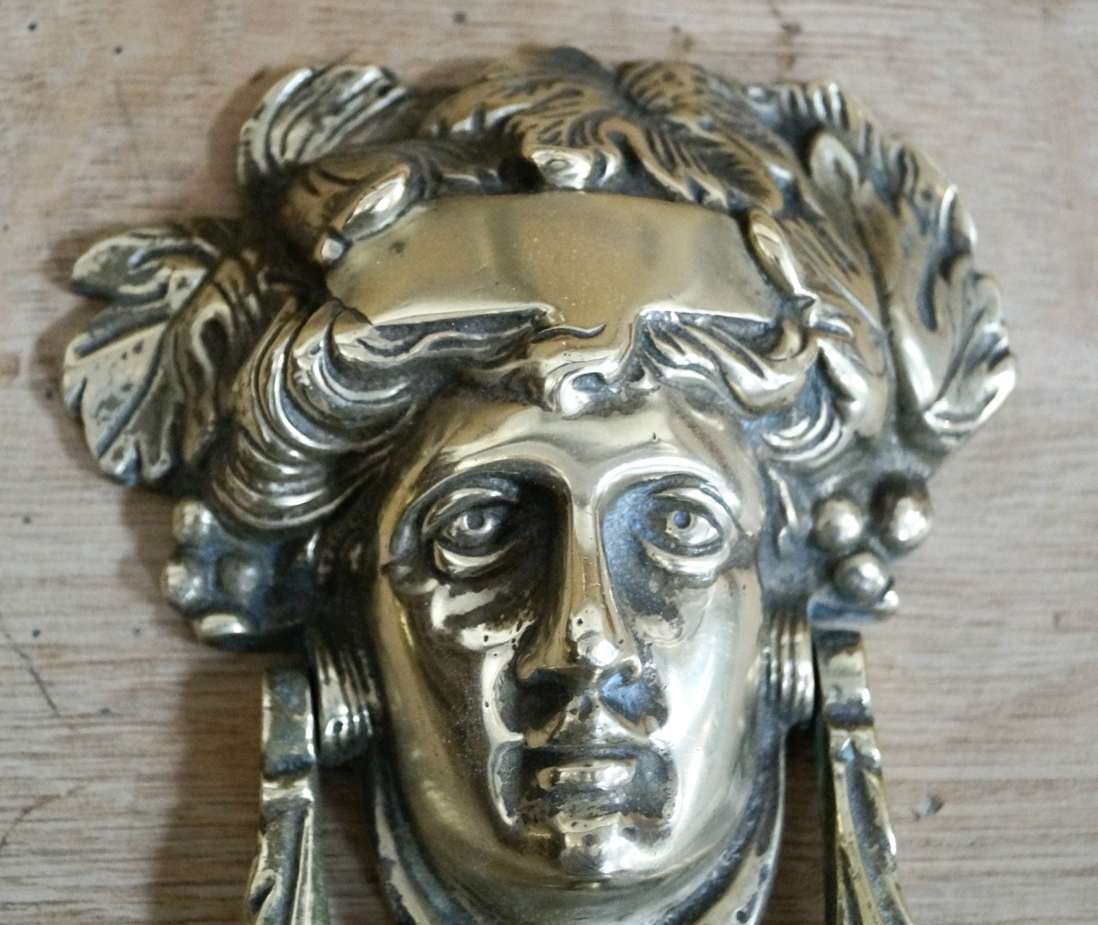 Victorian Head Of Dionysus Brass Door Knocker photo vinterior
