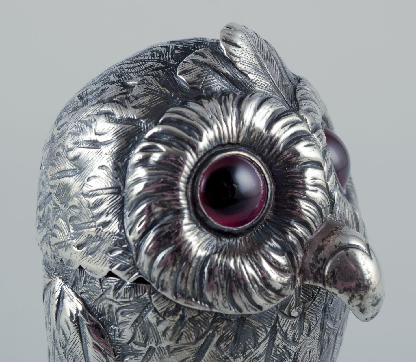 Edward Charles Brown. Rare Mustard Jar In The Shape Of An Owl. photo vinterior