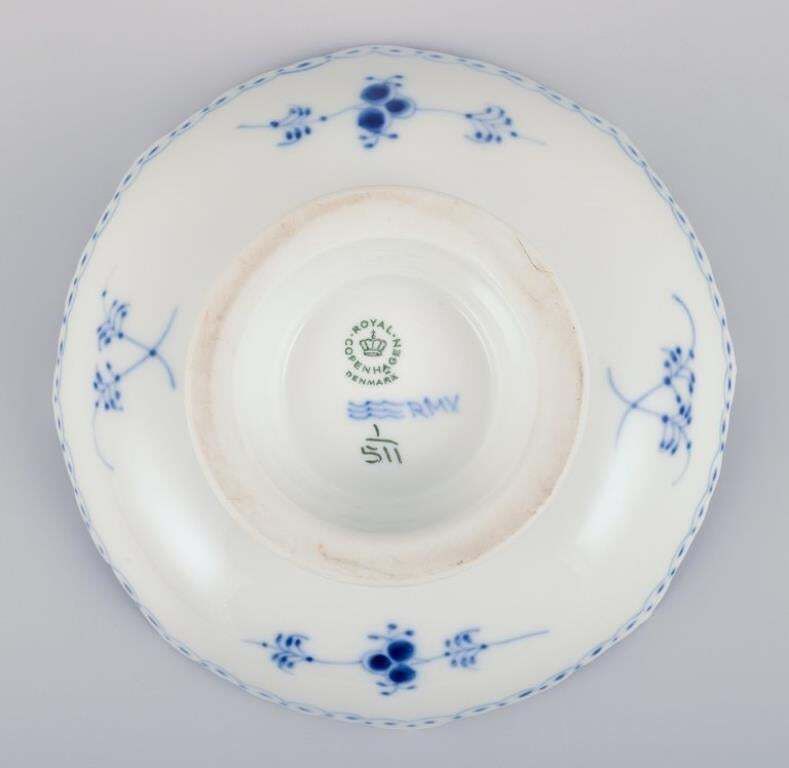 Royal Copenhagen Blue Fluted Half Lace, Low Centerpiece In Porcelain photo vinterior