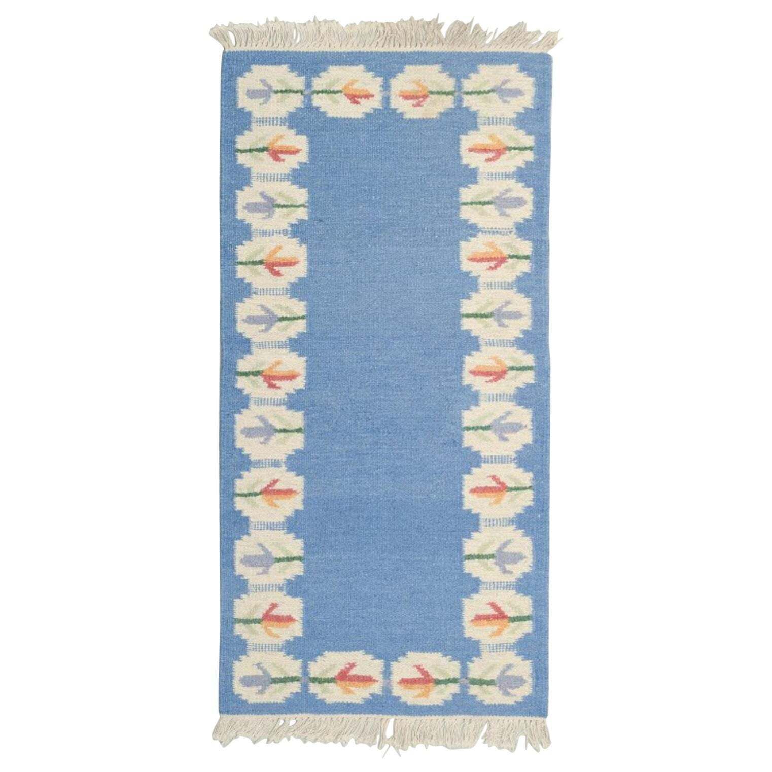 Swedish Handwoven Carpet In Pure Wool. Rölakan Technique. Mid 20th C.