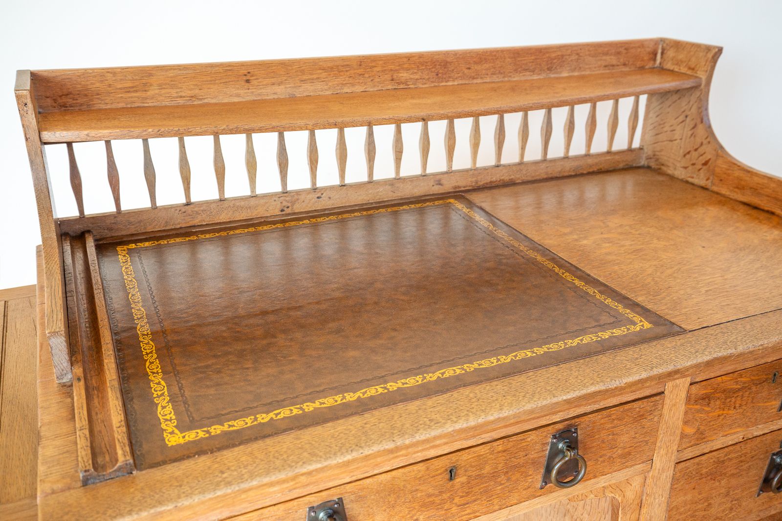 photo for sale Blonde Arts & Crafts Desk English Antique 1900 Leather Tiger Oak By Shapland & Petter English Light Oak Golden Leather Top Early 20th Century