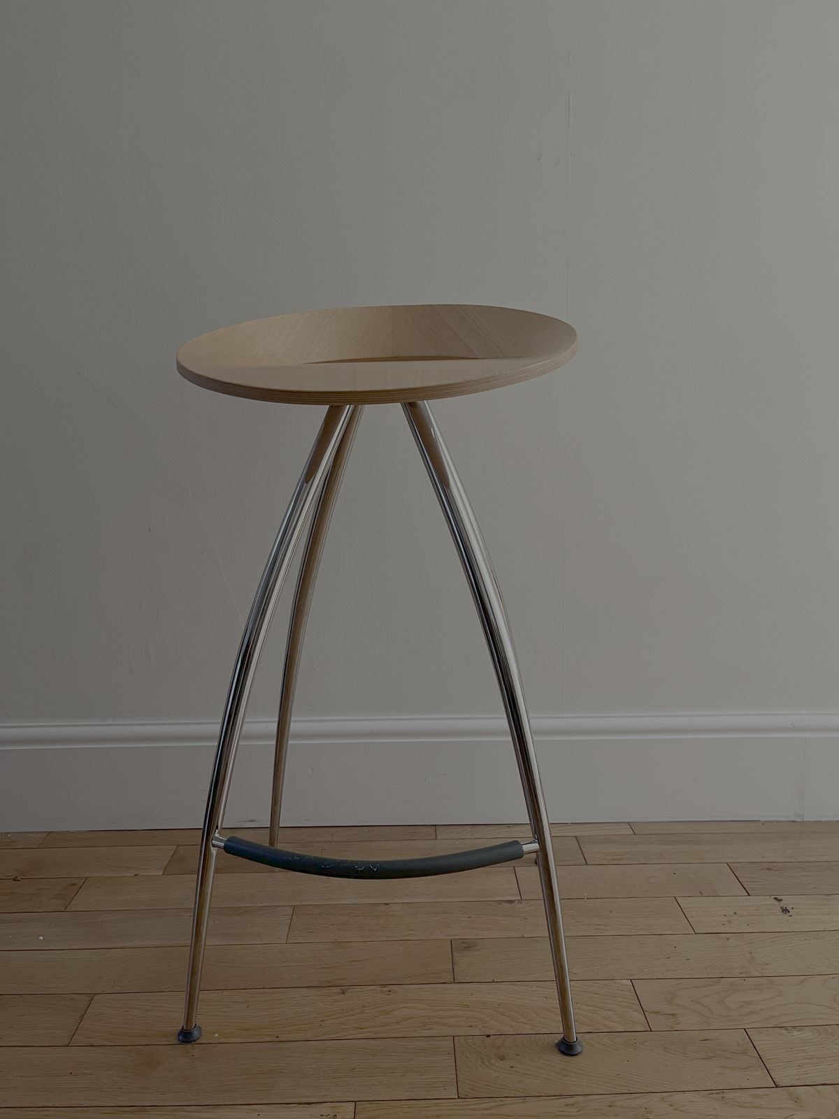 Heal's Magis Lyra Bar Stools  Natural Beech / Chrome