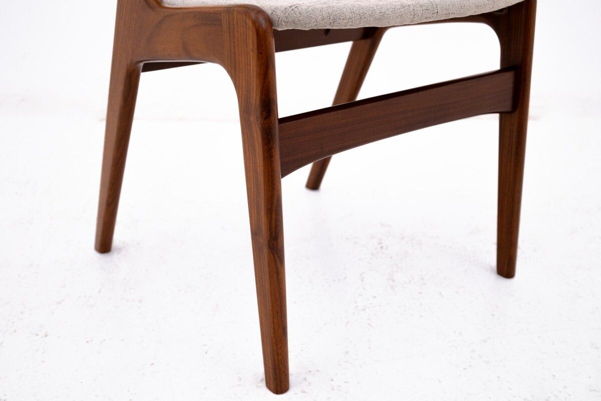 photo vintage A Set Of Four Danish Chairs Model 68 ( Fire ) Produced By Anderstrup Mobelfabrik In The 60s.