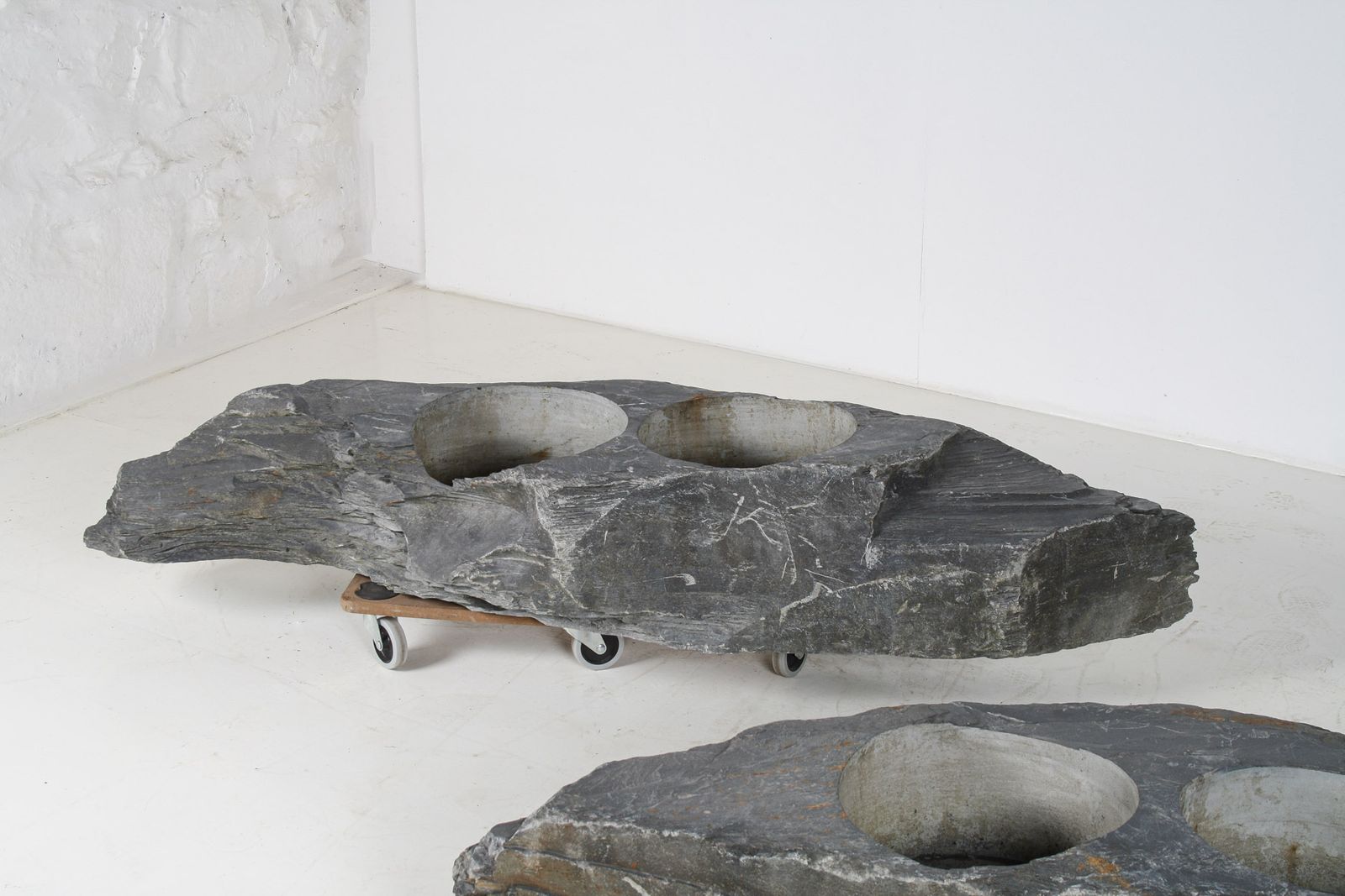 photo vinterior A Pair Of Natural Wabi Sabi Stone Garden Planters – Welsh Slate