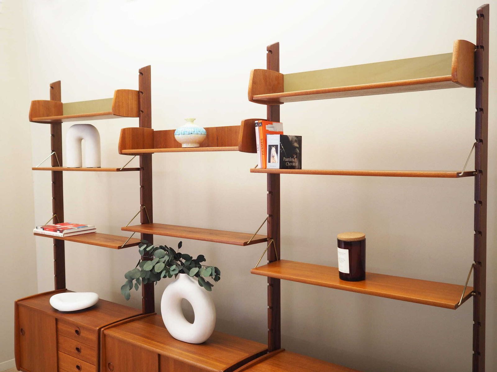 Teakhouten Systeemboekenkast, Noors Design, Ca. Jaren 1960, Productie: Blindheim Mobelfabrikk, Ontwerpers: John Texmon & Einar Blindheim photo vintage