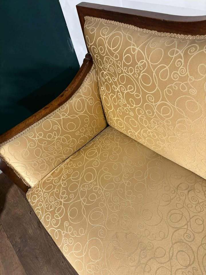 Edwardian Walnut Upholstered Settee photo 589.0
