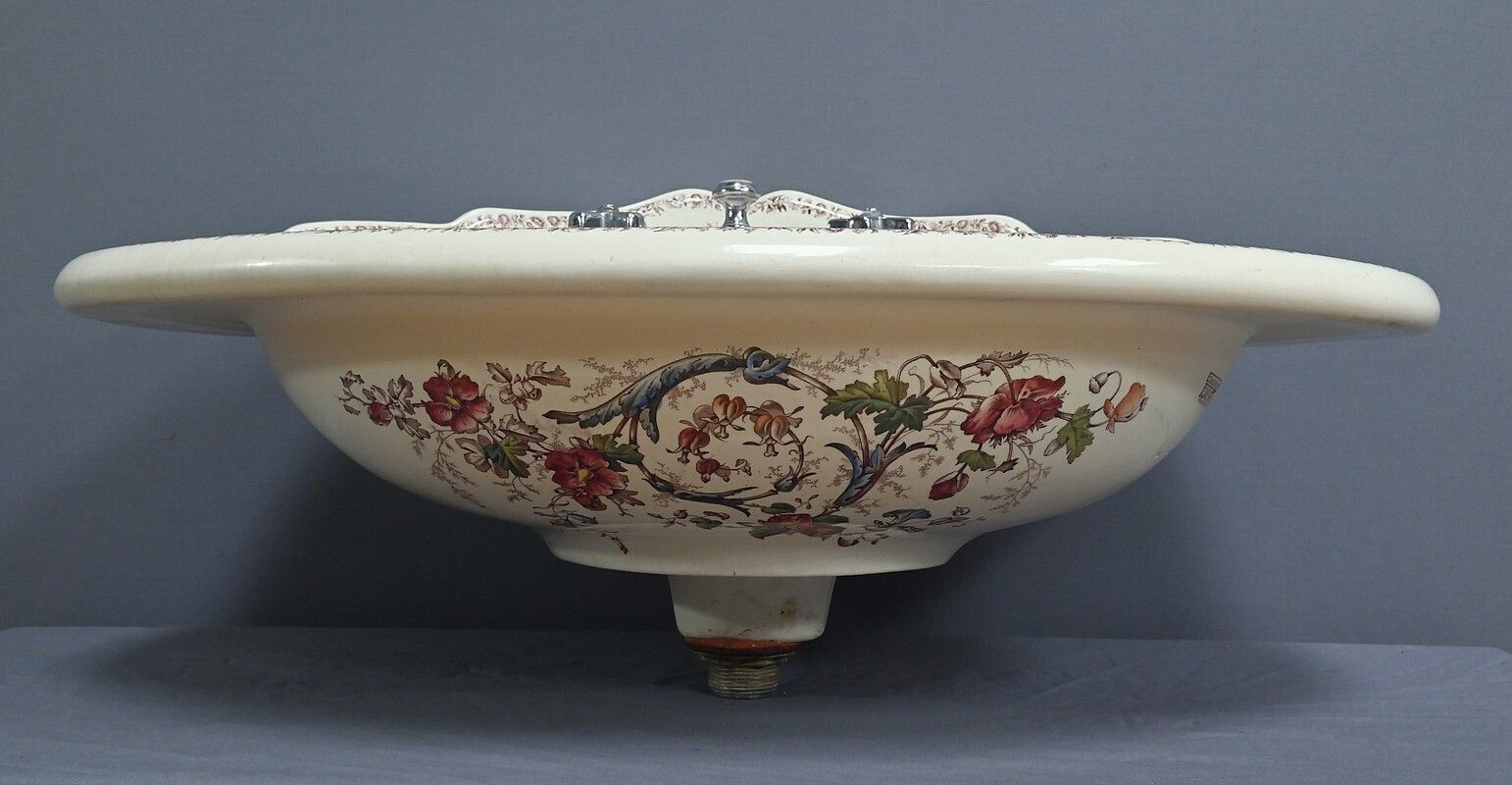 610.0 Rare Art Nouveau English Porcelain Washbasin, Porcher Establishments – 1900 photo