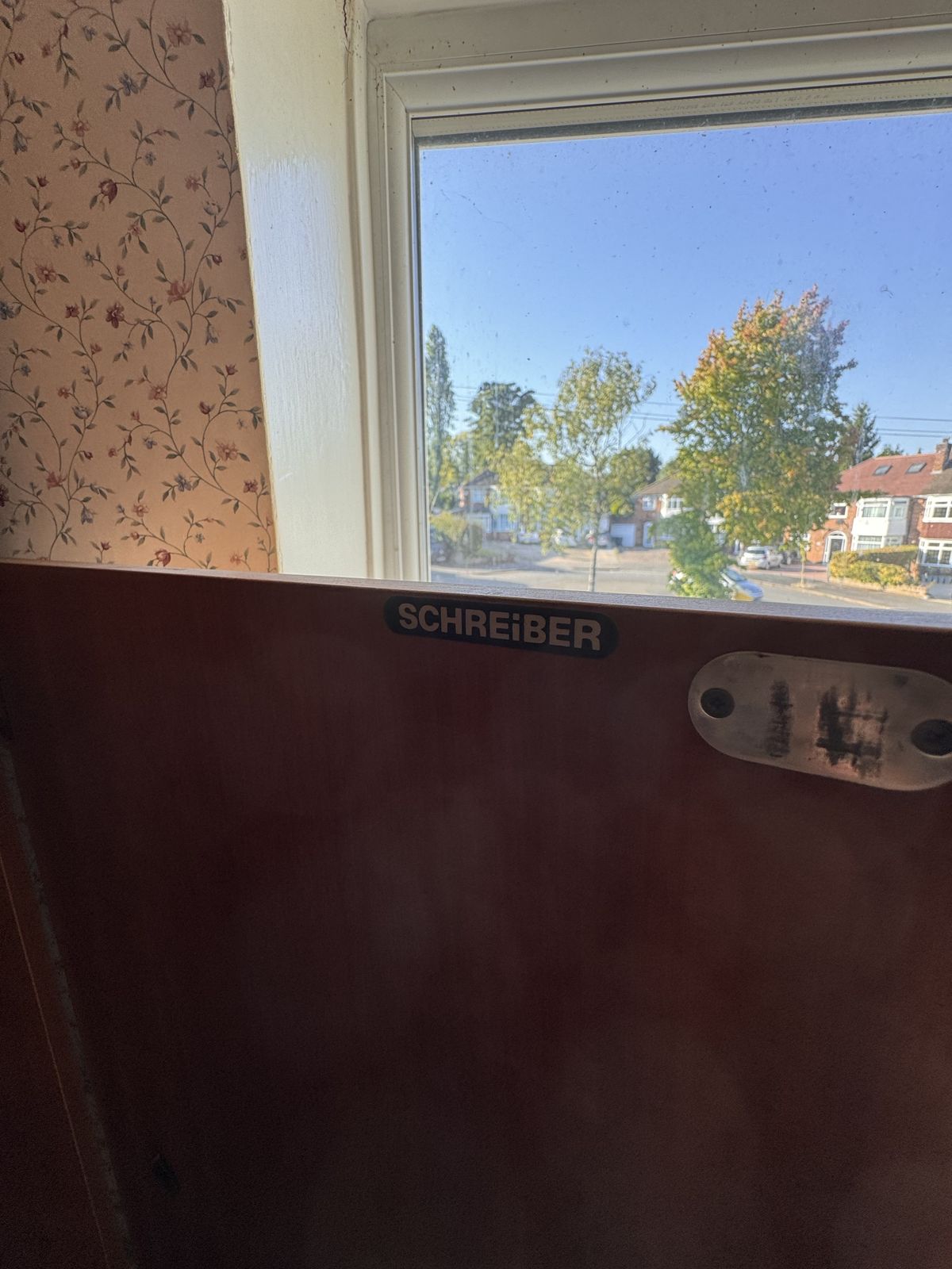 Schreiber Wardrobe Set With Built In Dresser photo 750.0