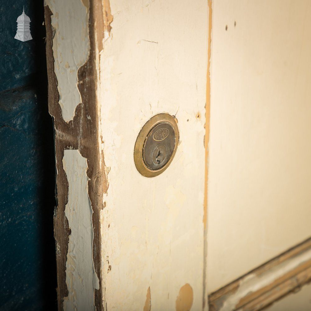6 Panel Moulded Wooden Door photo vinterior