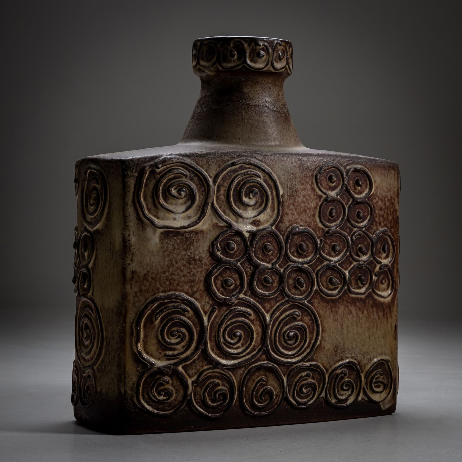Jura Ceramic Vase With Spiral Decor, Scheurich, West Germany, Mid 20th Century photo vinterior