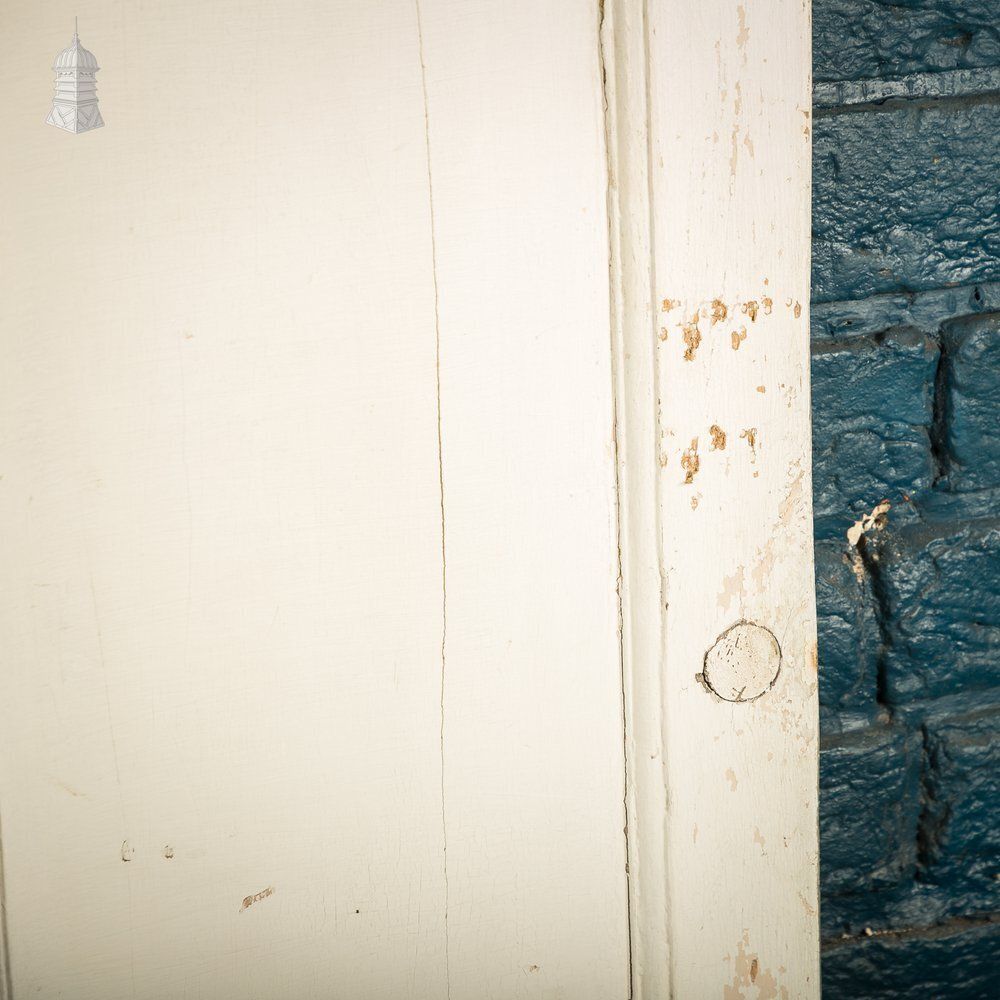 Moulded 4 Panel Door, Distressed White Painted Finish photo vinterior