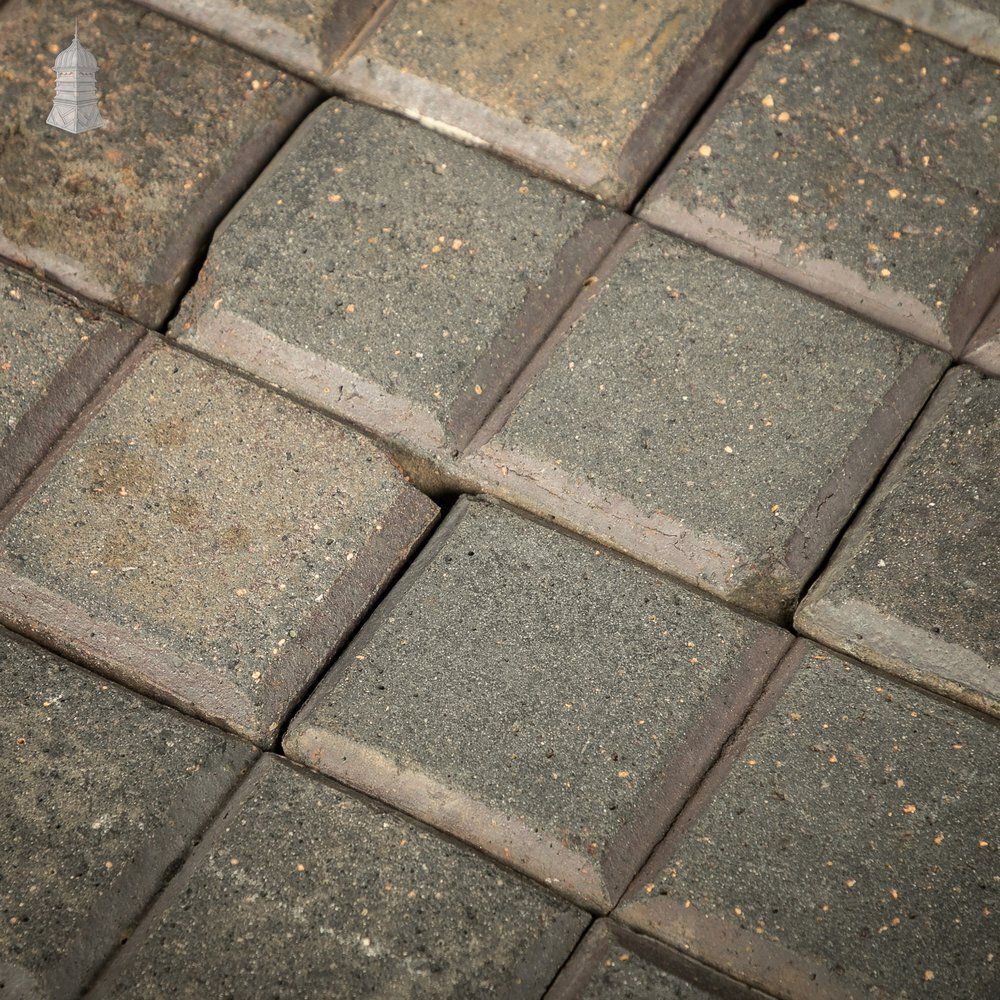 Reclaimed Stable Bricks, 810 Pavers, Staffordshire Blue Doubles photo for sale