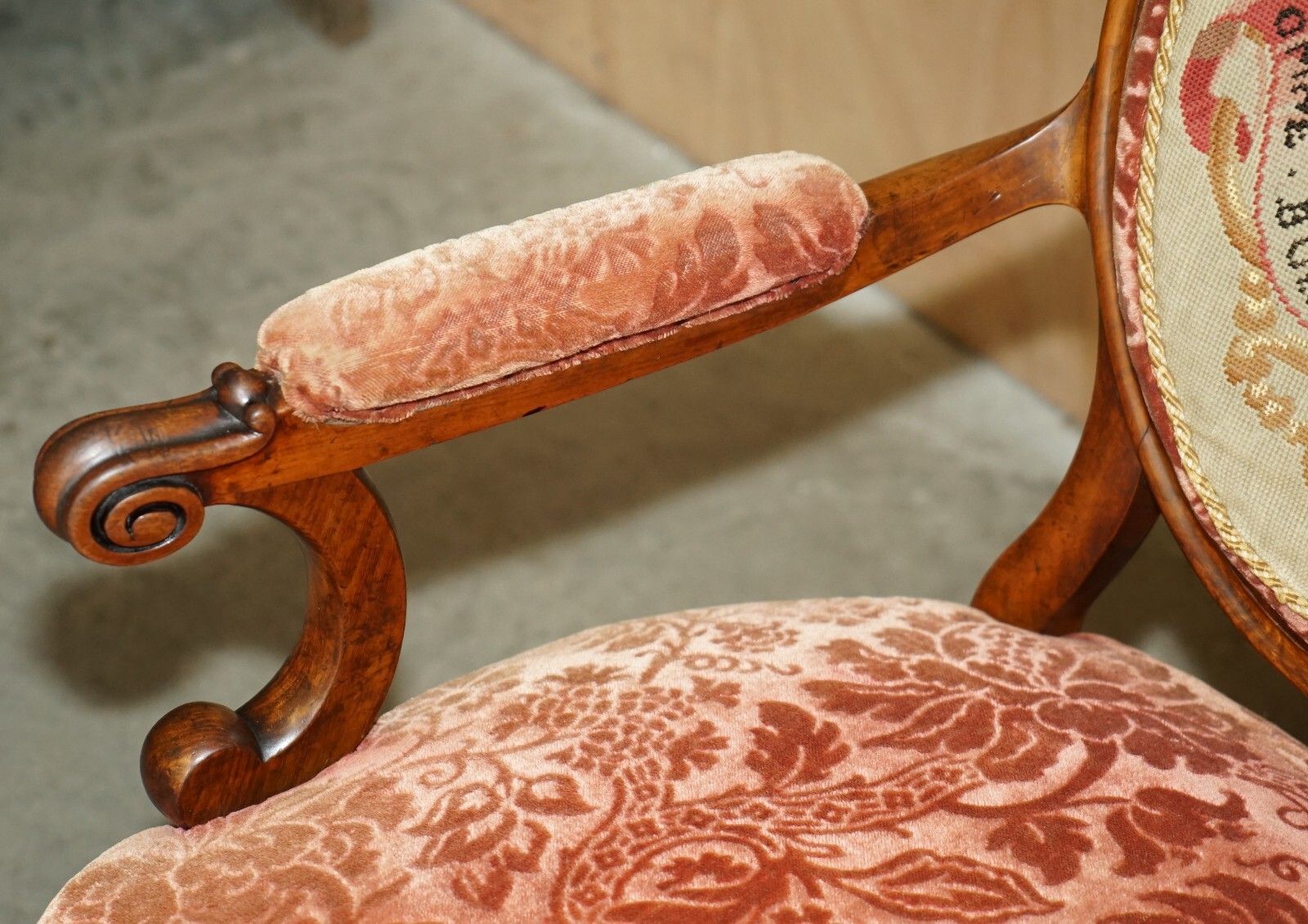 photo for sale Antique Pair Of C Hindley &Amp; Sons Armorial Coat Of Arms Crests French Armchairs